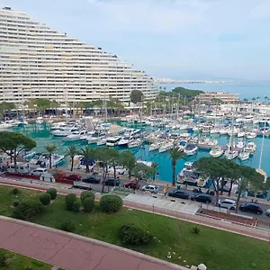 Appartement Grand Vue à Marina Baie Des Anges, Villeneuve-Loubet